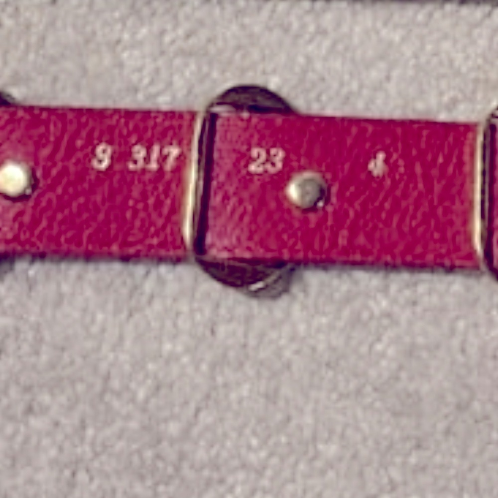 Yves Saint Laurent YSL